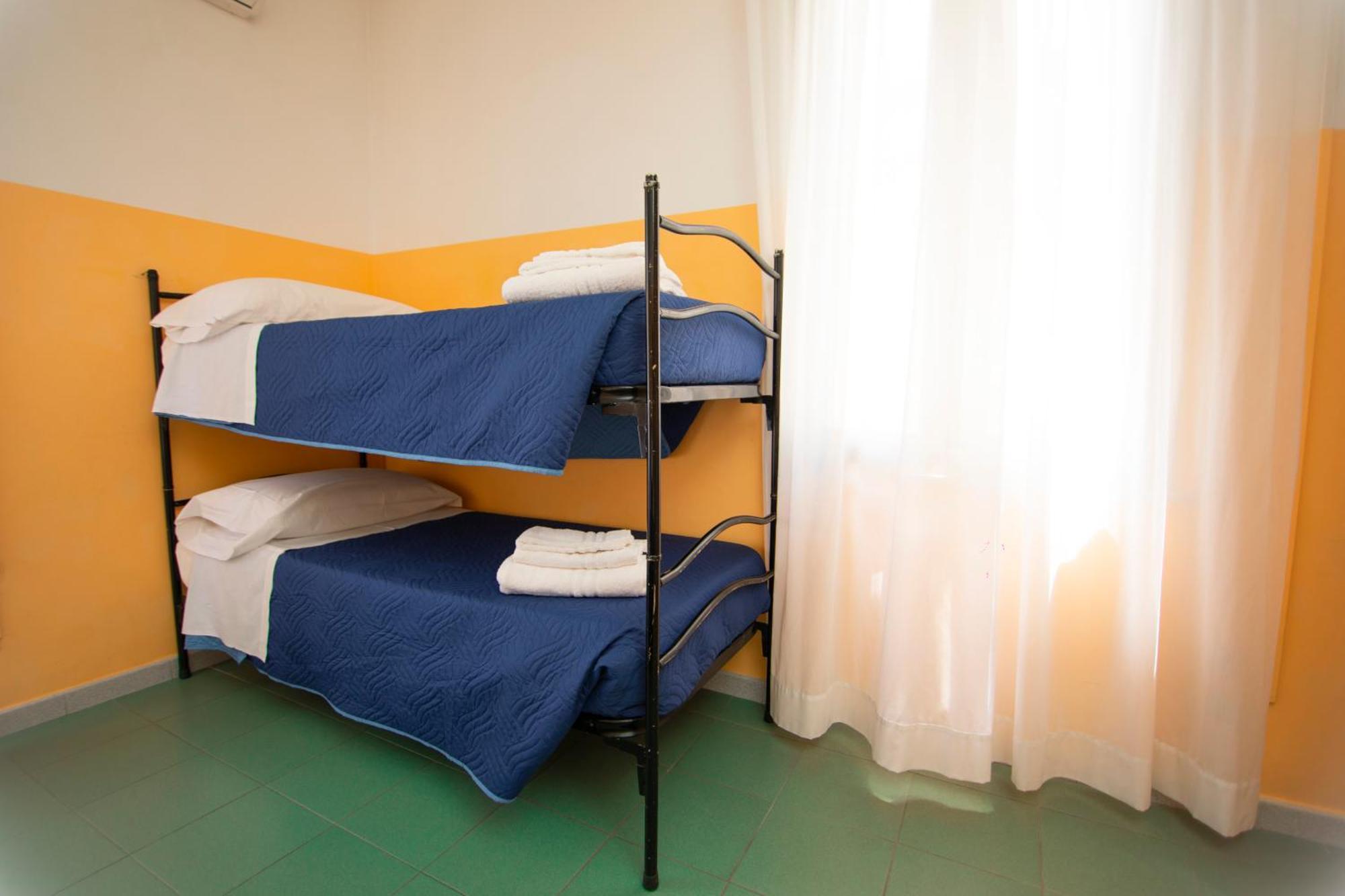 Hotel Montebello Риччоне Екстер'єр фото
